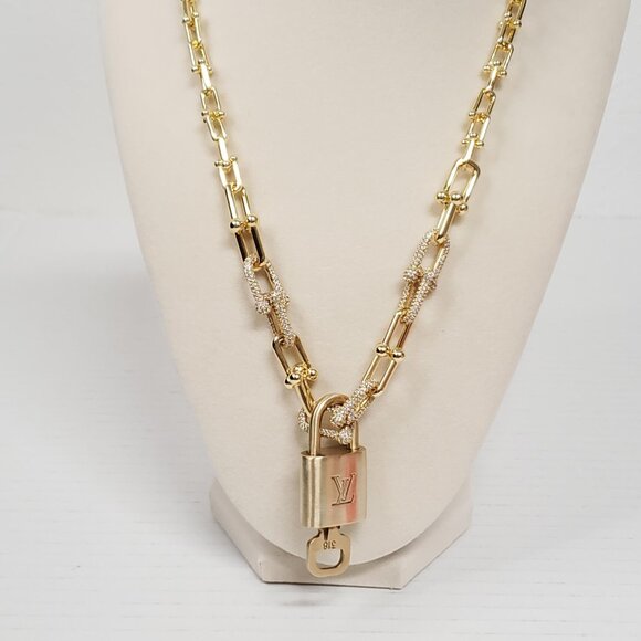Authentic Louis Vuitton Lock & Key w/unbranded 925 Pure Silver Horseshoe Chain - Picture 9 of 12